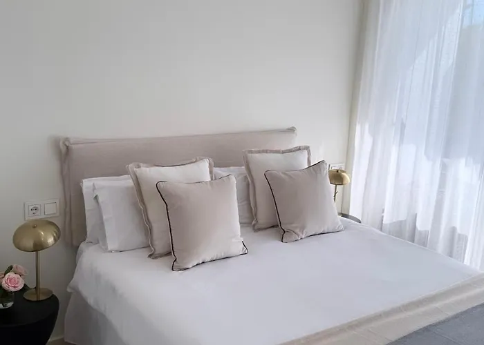 Coronado Apartament *